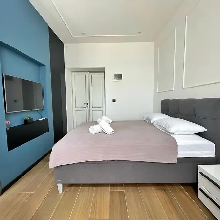 Navis Apartment