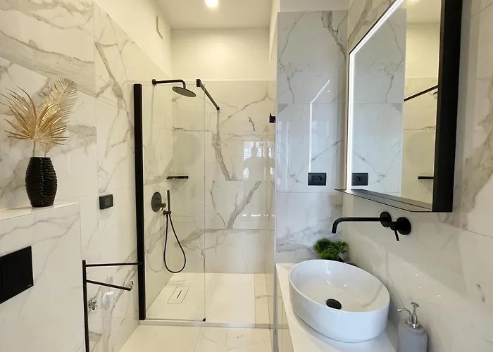 Navis Apartment