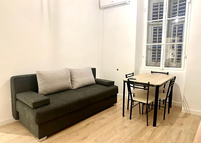 Navis Apartment Pula